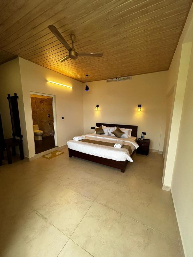 Wild Elephant Resort Kallar Vattiyar Ngoại thất bức ảnh