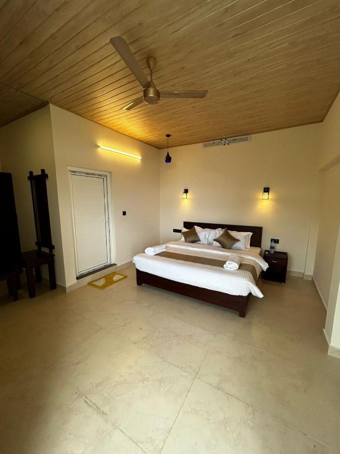 Wild Elephant Resort Kallar Vattiyar Ngoại thất bức ảnh