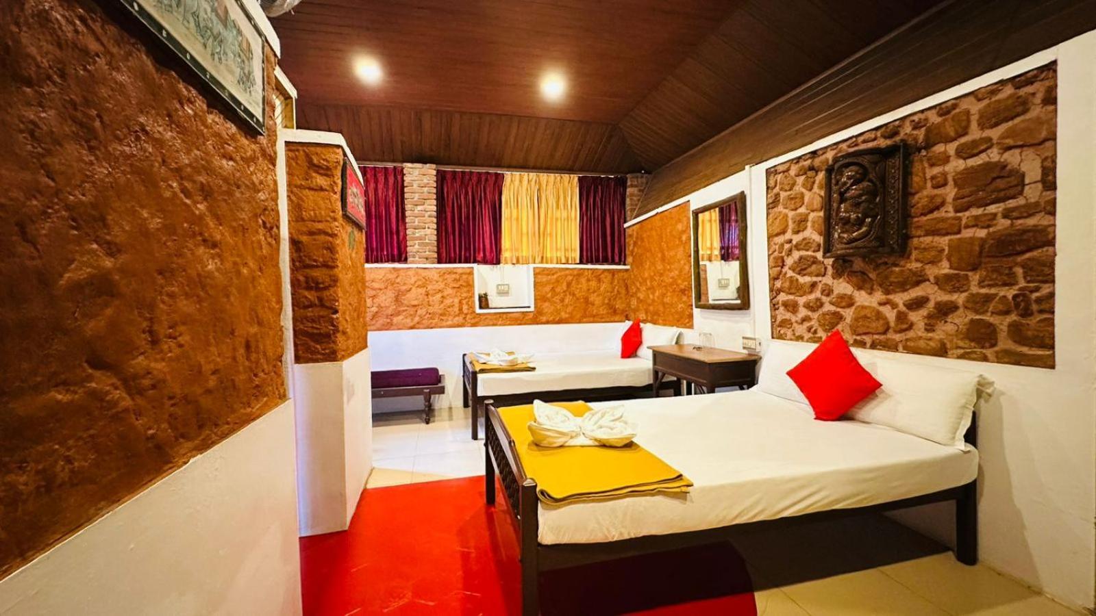 Wild Elephant Resort Kallar Vattiyar Ngoại thất bức ảnh